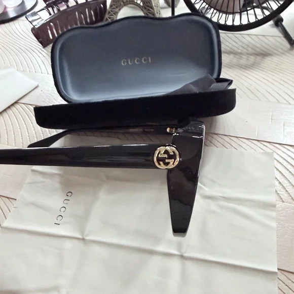 Gucci sunglasses - Picture 7 of 14